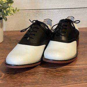 G. H. Bass Saddle Oxfords Womens Size 11